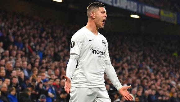 Luka Jovic regresaría a la Bundesliga, liga de donde lo fichó el Real Madrid el 2019. (Foto: AFP)