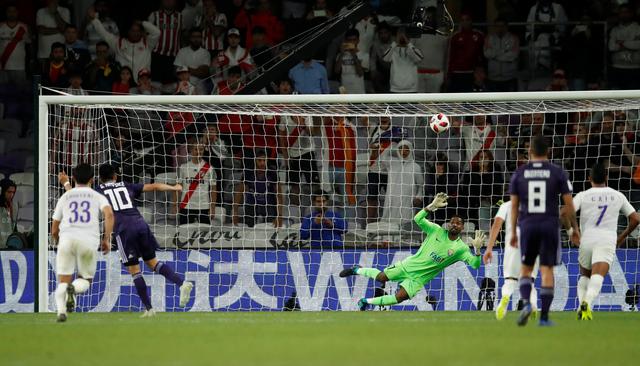 River Plate vs. Al Ain: 'Pity' Martínez falló penal que pudo ser el 3-2 del 'Millonario'. (Foto: EFE/Reuters)