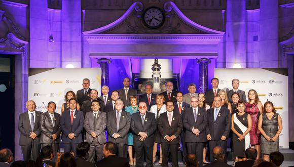 Este año, 30 empresarios peruanos fueron reconocidos como Líderes Empresariales del Cambio (LEC) por su trayectoria y su trabajo desde el sector privado en el país.