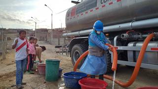 Distribuyen agua potable gratuita a 750.000 habitantes de las zonas más vulnerables de 10 regiones del país