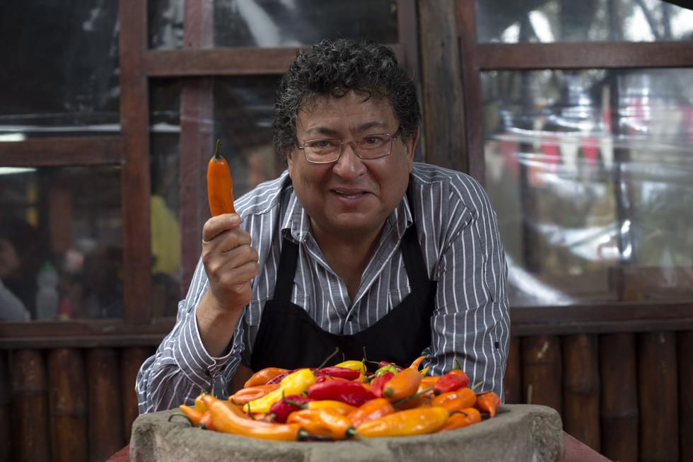 Batanes y ajíes son protagonistas en la propuesta de Cucho La Rosa. Desde el año 2000 su voz le pone sabor a la radio y desde el 2006 su restaurante es templo del criollismo. (Foto: Anthony Niño de Guzmán)