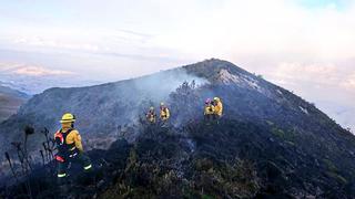 Ecuador: Más de 800 hectáreas son consumidas en incendio forestal en Quito