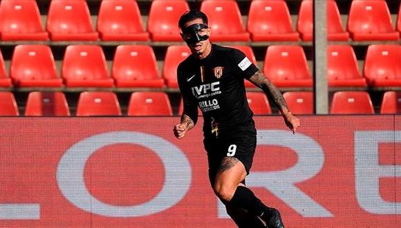 Gianluca Lapadula suma seis goles con la camiseta de la selección peruana. Foto: Benevento.