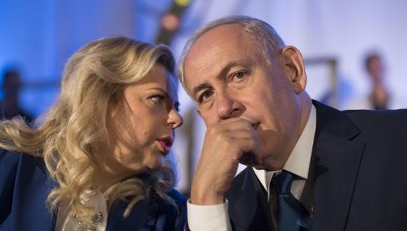 Se trata del tercer caso de corrupción en el que la Policía ha recomendado acusar a Netanyahu, aunque la Fiscalía todavía no le ha imputado por ninguno de ellos. (Foto: EFE)