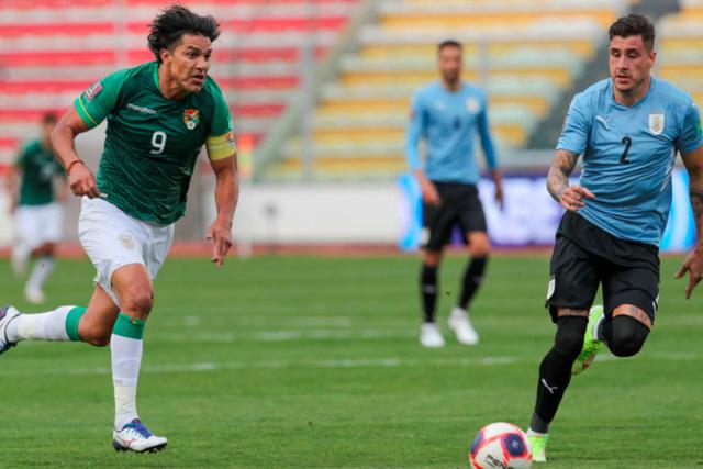 En el Hernando Siles, Bolivia y Uruguay por las Clasificatorias de Conmebol | Foto: EFE.