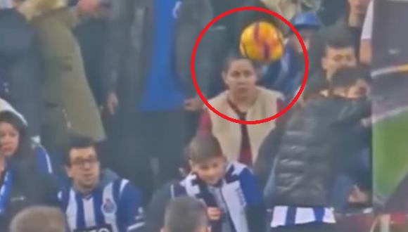 YouTube: hincha del Porto recibió un pelotazo en el rostro | REDES-SOCIALES | EL COMERCIO PERÚ