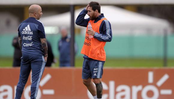 Jorge Sampaoli realizó un viaje a Europa para conversar personalmente con los referentes de la selección argentina. La charla con Lionel Messi llegó a esta conclusión. (Foto: AFP)
