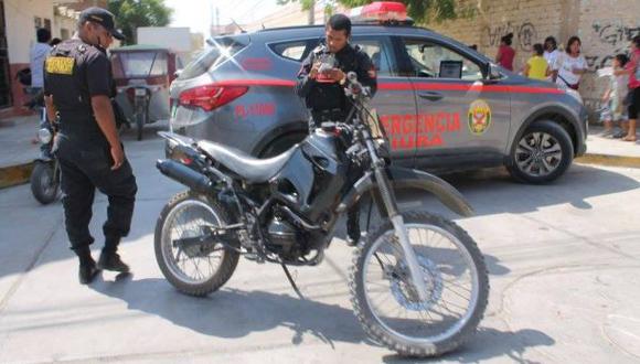 Personal de serenazgo encontr&oacute; dos motocicletas que habr&iacute;an sido utilizadas por los delincuentes. (Foto: Noticias Piura 3.0)
