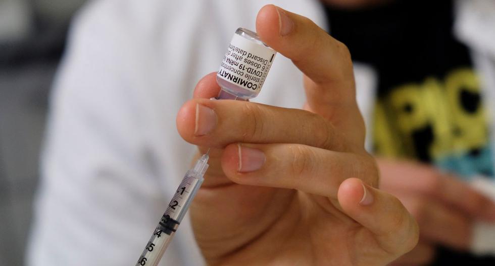 France will force medical workers to get vaccinated for coronavirus