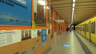 Muro de Berlín: un recorrido a su historia a través de la línea 5 del metro | VIDEO 