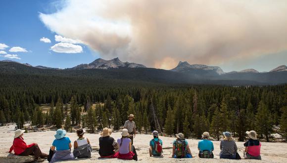 Incendio forestal continúa en el Parque Nacional Yosemite