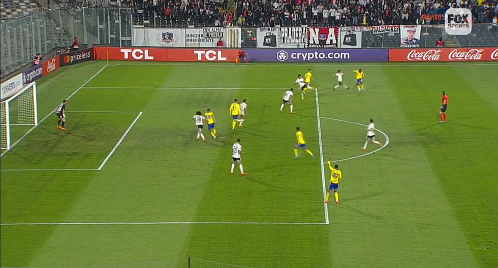 ¡Golazo de Advíncula! Boca vence 1-0 a Colo Colo | Fuente: Fox Sports