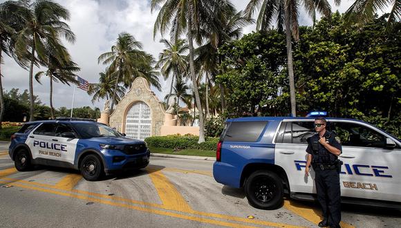 El FBI se hizo presente en la Mar-a-Lago, la residencia de Donald Trump en Florida. (Foto: EFE/EPA/CRISTOBAL HERRERA-ULASHKEVICH)