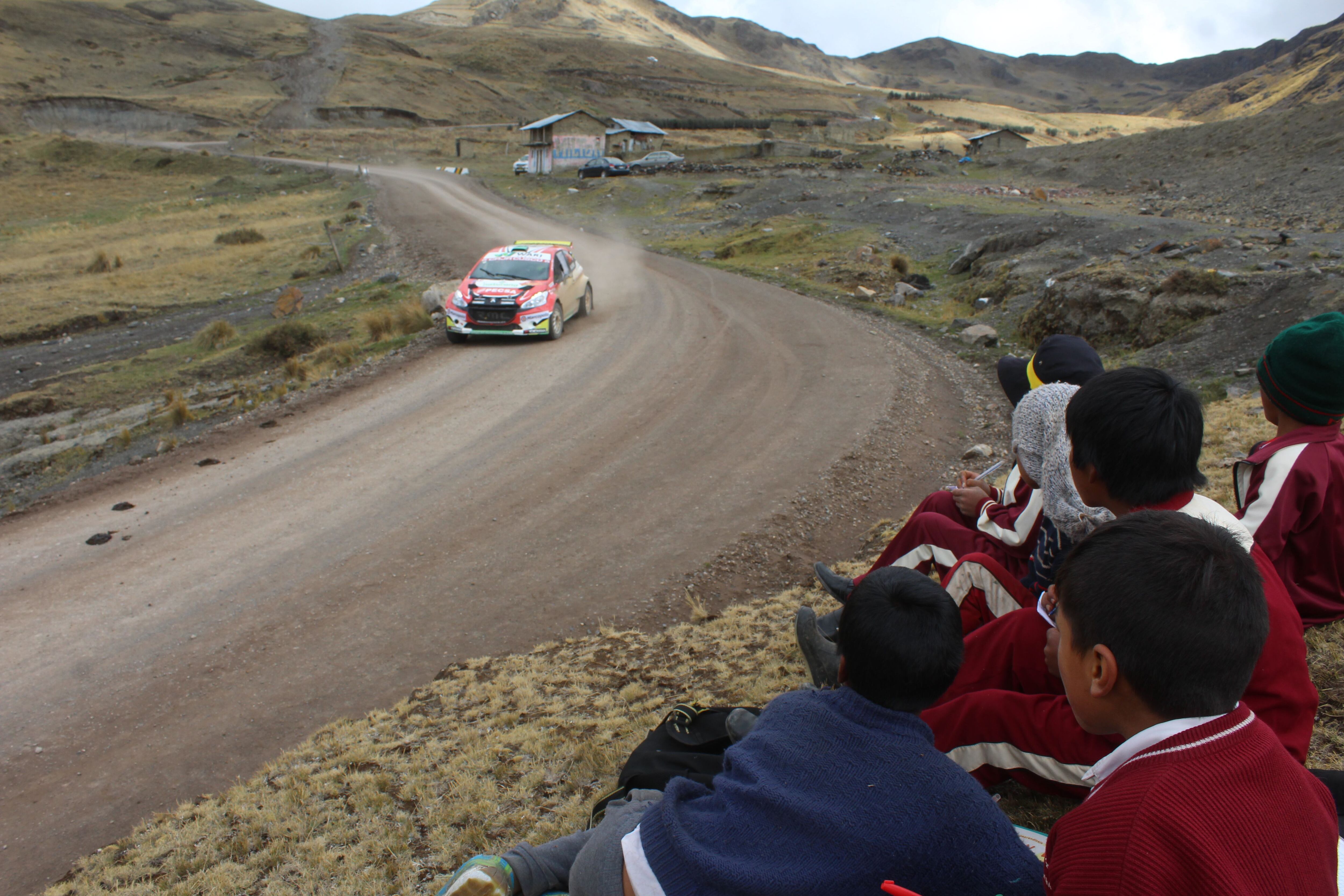 Richard Palomino en carrera en la etapa entre Huancayo y Ayacucho. (Foto: Christian Cruz Valdivia)