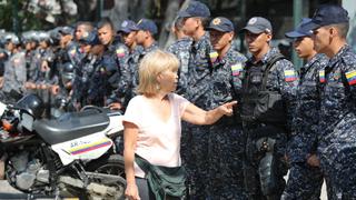 Policía de Venezuela impide marcha de trabajadores que respaldan a Guaidó | FOTOS