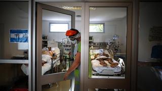 Argentina registra récord de 13.467 nuevos casos de coronavirus en un día y 391 muertes