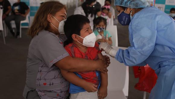 El Ministerio de Salud informó que se administrará la vacuna del laboratorio Pfizer. Los menores a vacunar deberán esperar que transcurran cinco meses de inoculada la segunda dosis. (Foto: GEC)