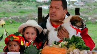 Chávez salva de la extinción al perro de Bolívar