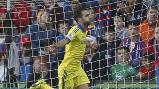 Cesc Fábregas: tres toques en primera y golazo del Chelsea