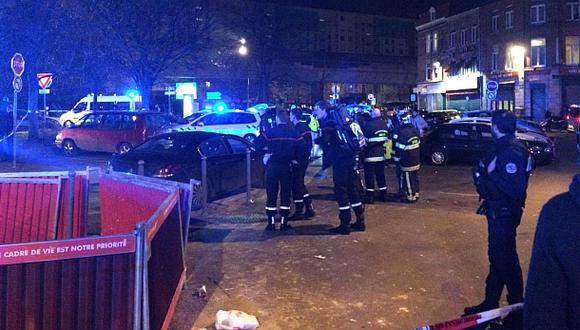 Las autoridades de Lille acordonaron la zona del tiroteo. (Foto: Twitter)