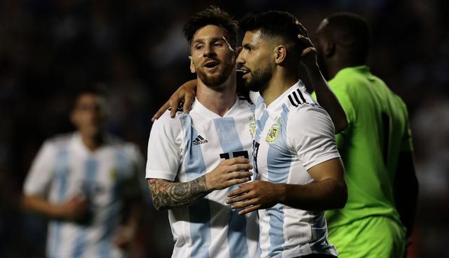 Lionel Messi y Sergio Agüero volverán a encontrarse en la selección de fútbol de Argentina. (Foto: AFP)