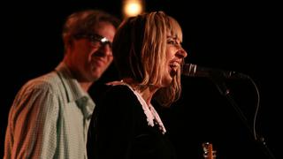 Murió Kim Shattuck, bajista The Muffs y ex Pixies, a los 56 años