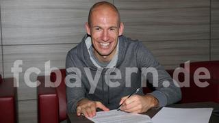 Arjen Robben renovó contrato con el Bayern hasta el 2017