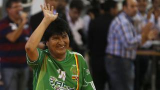 Evo Morales jugó partido de fútbol en Argentina y ganó [VIDEO]