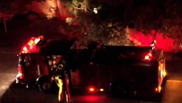 YouTube: video registra incendio en mansión de Pierce Brosnan