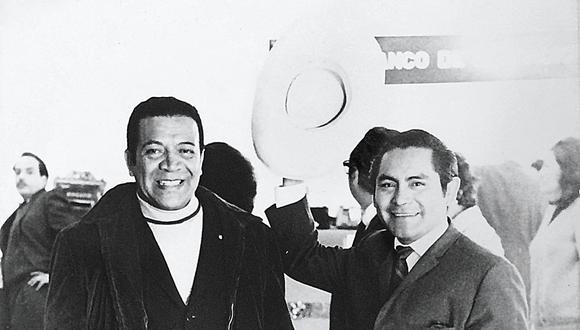 Oswaldo Campos y Eddie Martínez pusieron sus voces a la composición de 'Perú Campeón'.