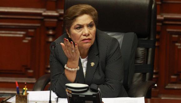 La congresista Luz Salgado también cuestionó que se haya presentado la cuestión de confianza.