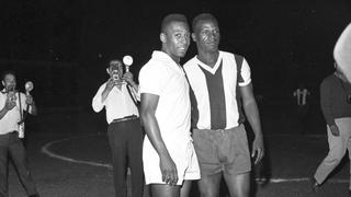 ‘Perico’ León, el peruano ante quien se rindió el mismísimo Pelé | GALERÍA