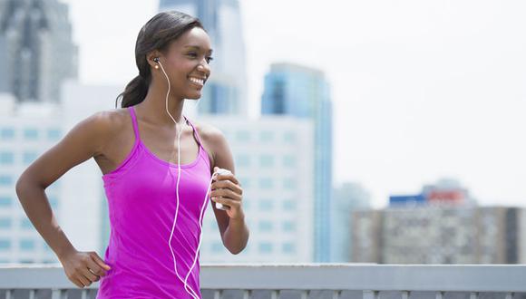 ¿Por qué es bueno escuchar música mientras corremos?