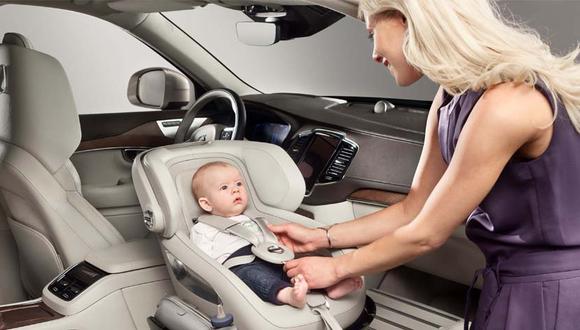 Volvo y la nueva forma de llevar a los bebés en los autos