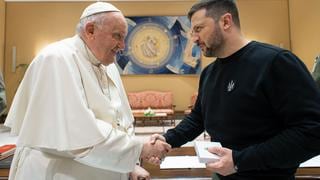 El papa Francisco y Zelensky defienden continuar esfuerzos humanitarios para apoyar a la población
