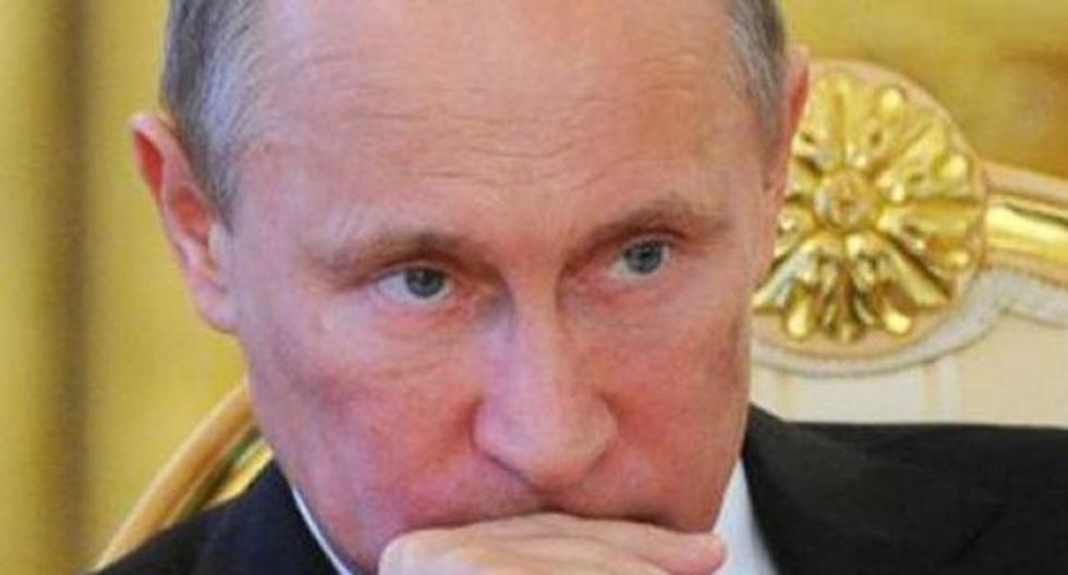 Vladímir Putin sigue siendo, por cuarto año consecutivo, el hombre más poderoso del mundo, delante de Donald Trump y de Angela Merkel, según la revista Forbes. (Foto: EFE)