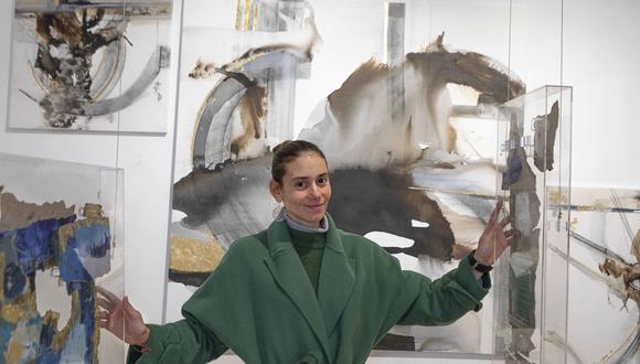 Retrato de Yiriane Kahn en Expo Fragmentos, Madrid 2023 (Foto: Circe Ervina)
