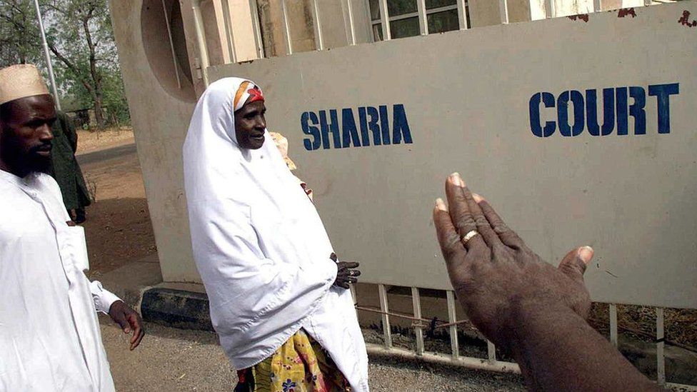 Safiya Hussaini was accused of adultery and sentenced to death by stoning in 2002 in the Nigerian sharia state of Sokoto.  Her case had international repercussions and she was finally acquitted, but many other people have worse luck.  (GETTY IMAGES).