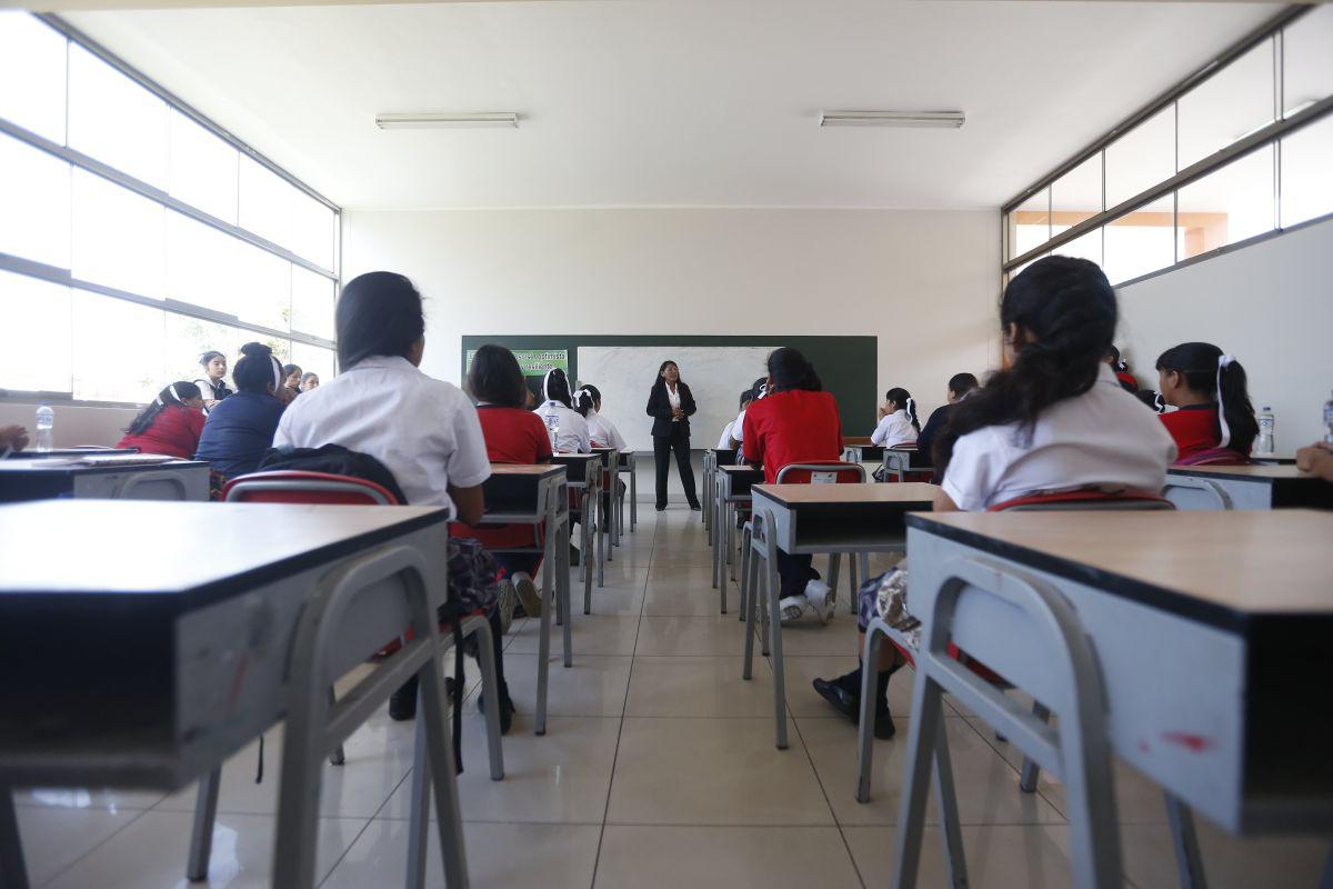 Los profesores contratados y nombrados tendrán una mejora salarial en noviembre. (Foto: GEC)
