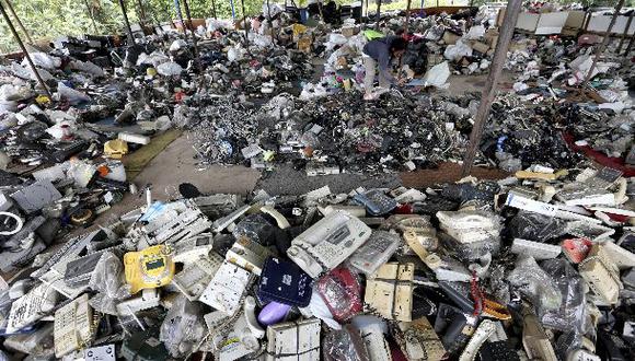 Aumento de basura electrónica en Asia amenaza salud
