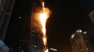 Impresionante incendio se desata en rascacielos de 79 pisos de Dubái [VIDEO]
