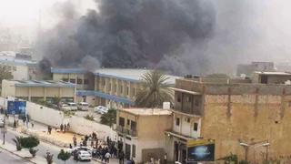 Libia: Ataque suicida contra sede de comisión electoral deja al menos 13 muertos