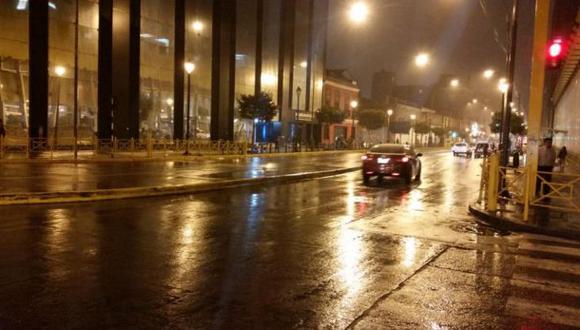 Lloviznas en Lima persistirán por las noches hasta el domingo