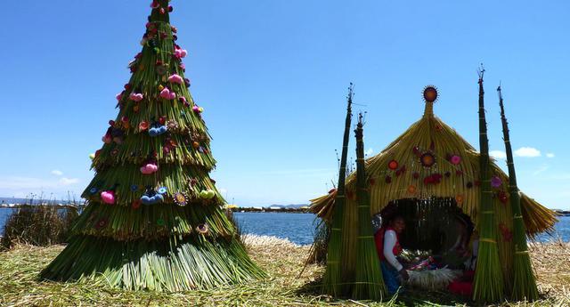En Puno. La fiesta navideña es el distrito de Pucará es una de más tradicionales que se realiza en Puno, en esta ciudad la festividad dura ocho días iniciando el 23 de diciembre con la entrega de juguetes y obras sociales en comunidades alejadas y culmina el 3 de enero.(Foto: Difusión)