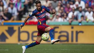 Neymar domina el balón como nadie en fútbol capoeira [VIDEO]