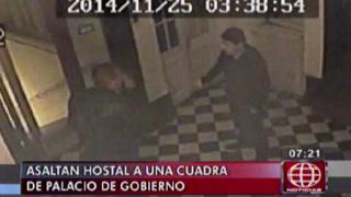 Asaltan hostal a una cuadra de Palacio de Gobierno