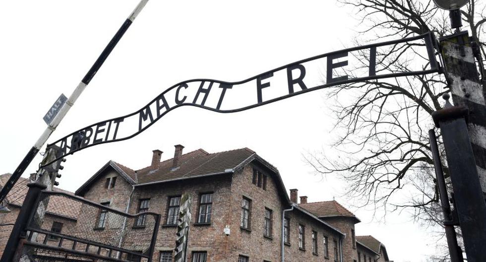 El video desató la polémica en el país al enseñar el eslogan “El trabajo, la unión y la verdad libertarán a Brasil”, que fue comparado por muchos a la inscripción nazi “El trabajo liberta”, encontrada en el campo de concentración de Auschwitz. (Foto: Reuters / Pawel Ulatowski)