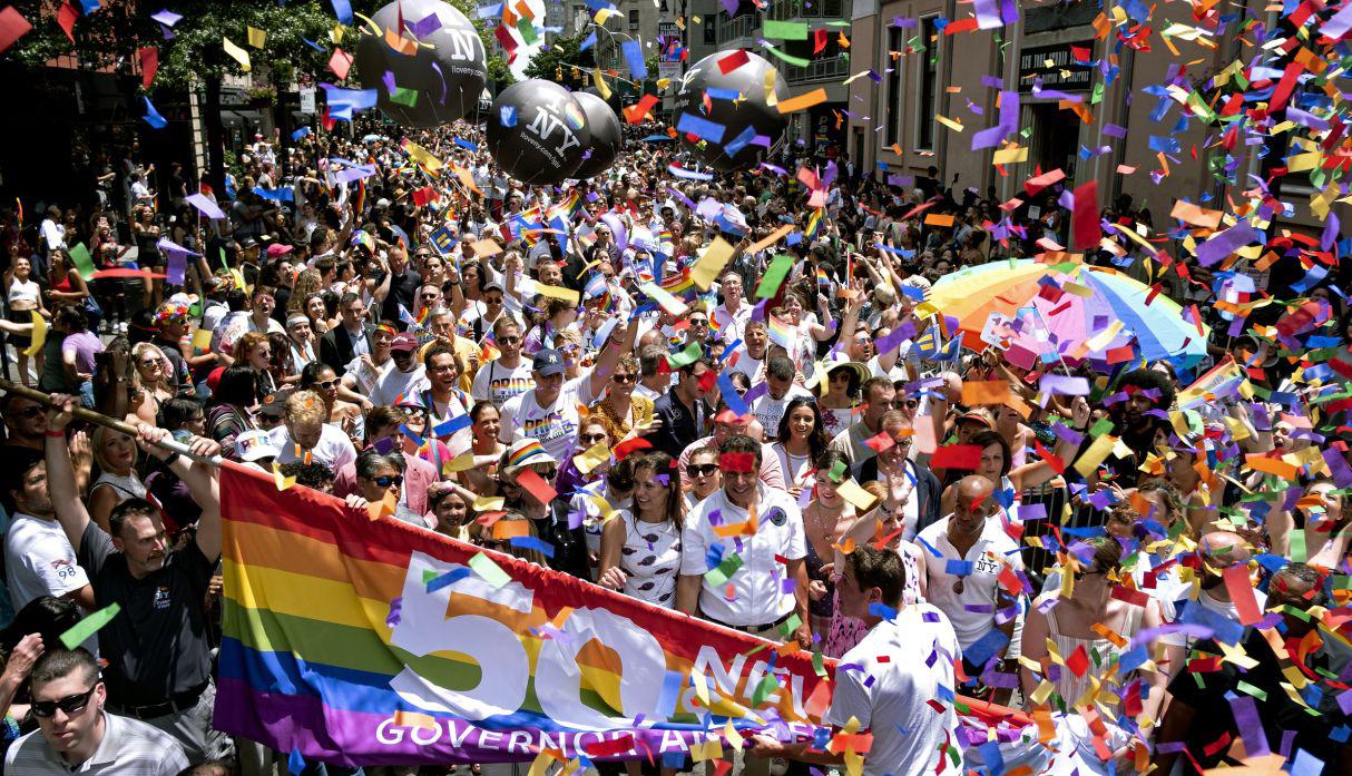 Con asistentes de todas partes del mundo, el desfile culminará con una fiesta en Times Square y un concierto de Madonna, ícono de la comunidad LGBT+. (Foto: AP)