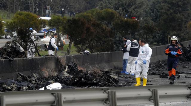 Estambul: Caída de helicóptero en autopista deja 7 muertos - 5