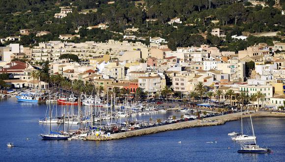 Yates y barcos en el puerto de Port d'Andratx en la isla balear de Mallorca. Los alemanes con casas de vacaciones en Mallorca están clamando por regresar a la isla bañada por el sol a medida que los bloqueos de coronavirus se alivian, pero las autoridades españolas no ceden. (Foto: AFP/OLIVER LANG)